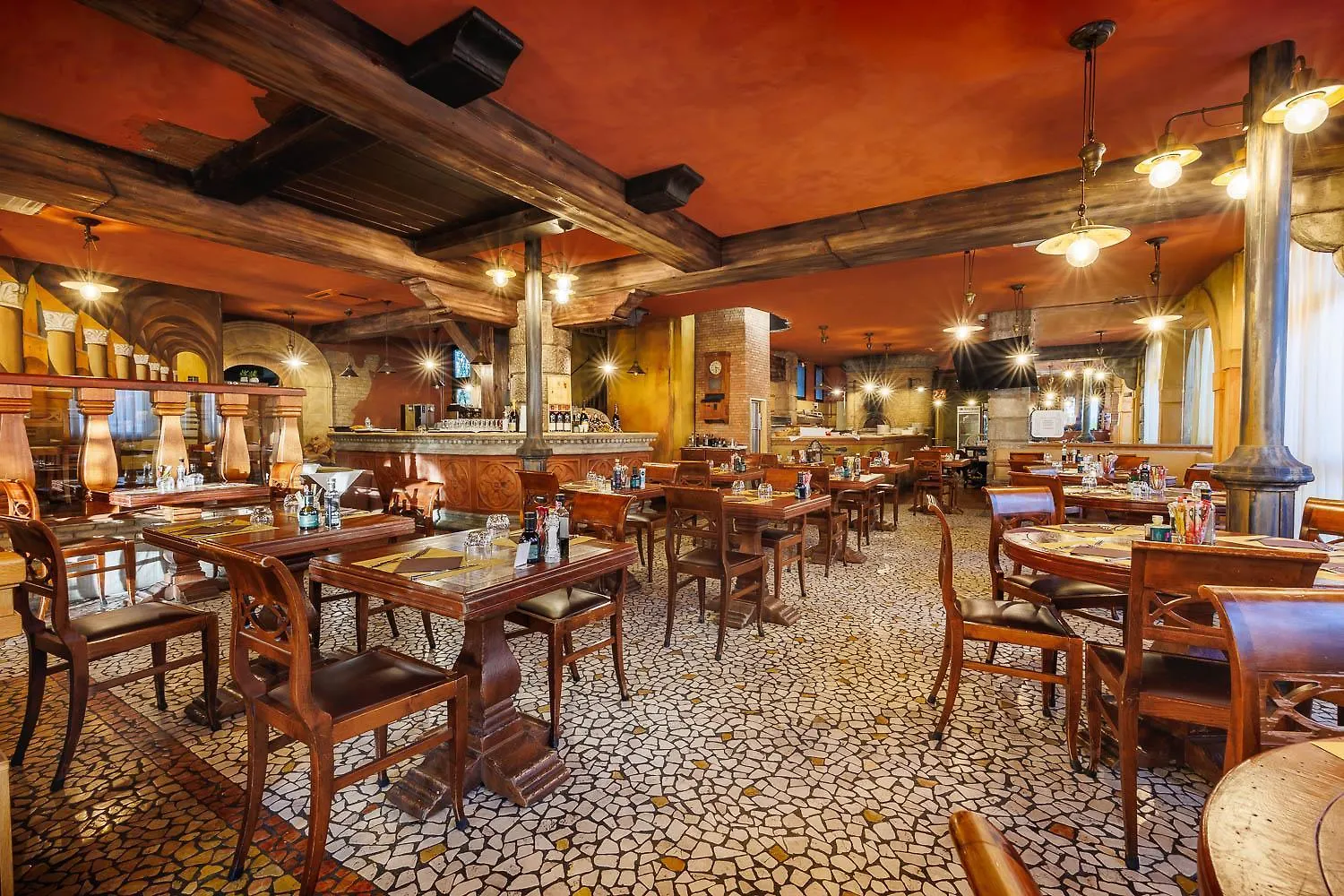 Jr Hotels Bologna Amadeus 4*,