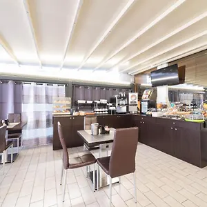 *** Otel Cesirja İtalya