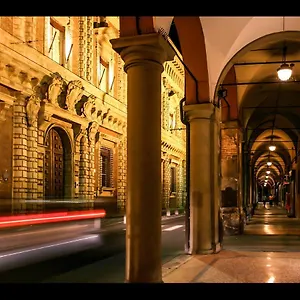 Apartment Tl Palazzo Fantuzzi, Bologna