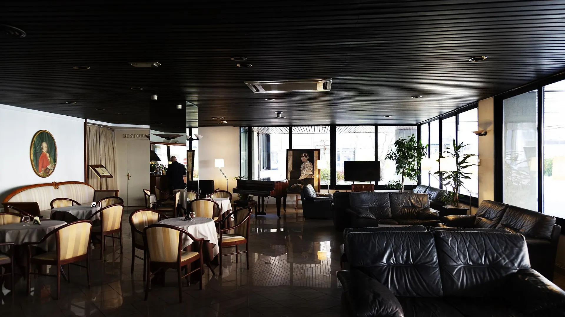Jr Hotels Bologna Amadeus 4*,
