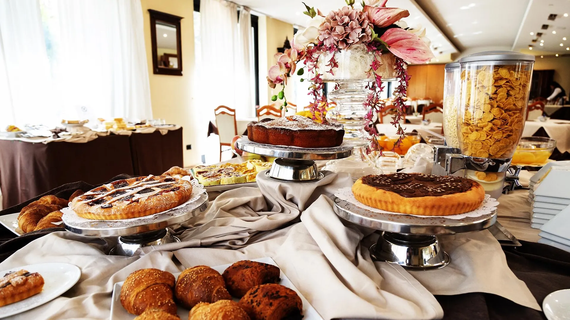 Jr Hotels Bologna Amadeus