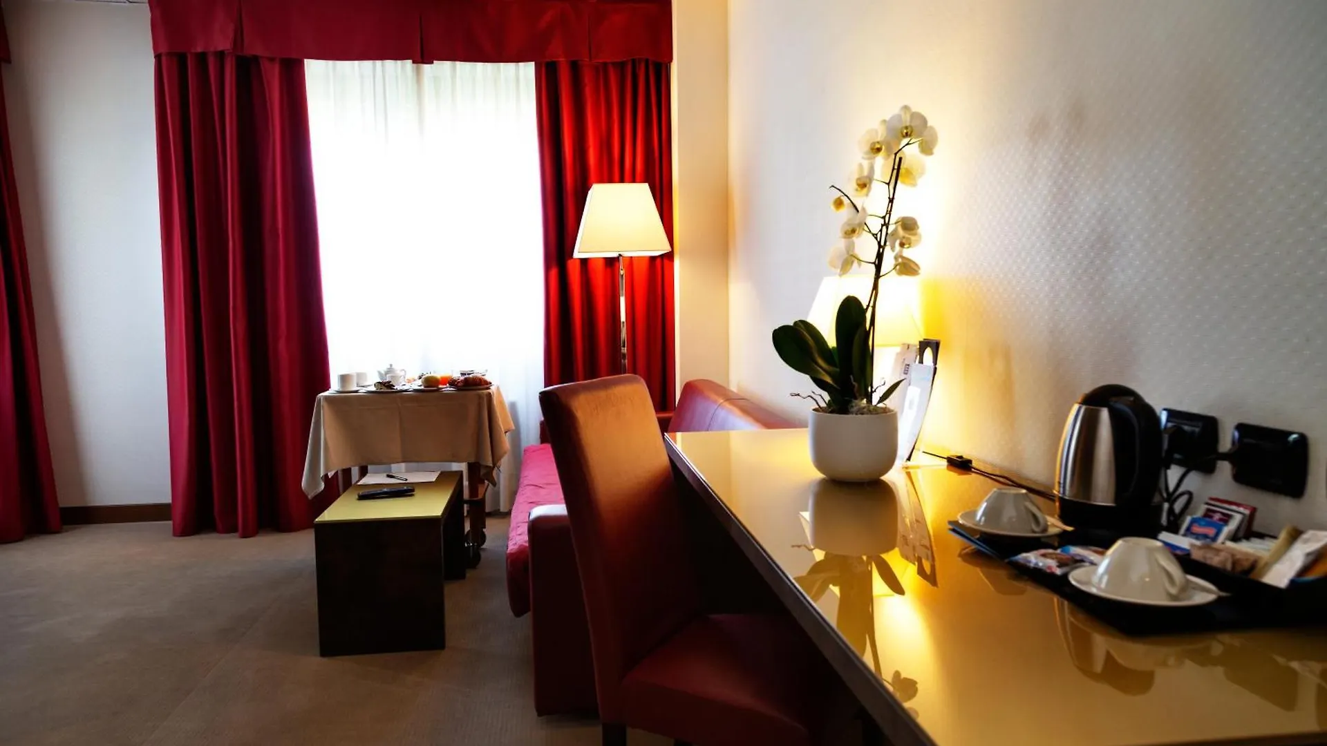 Jr Hotels Bologna Amadeus
