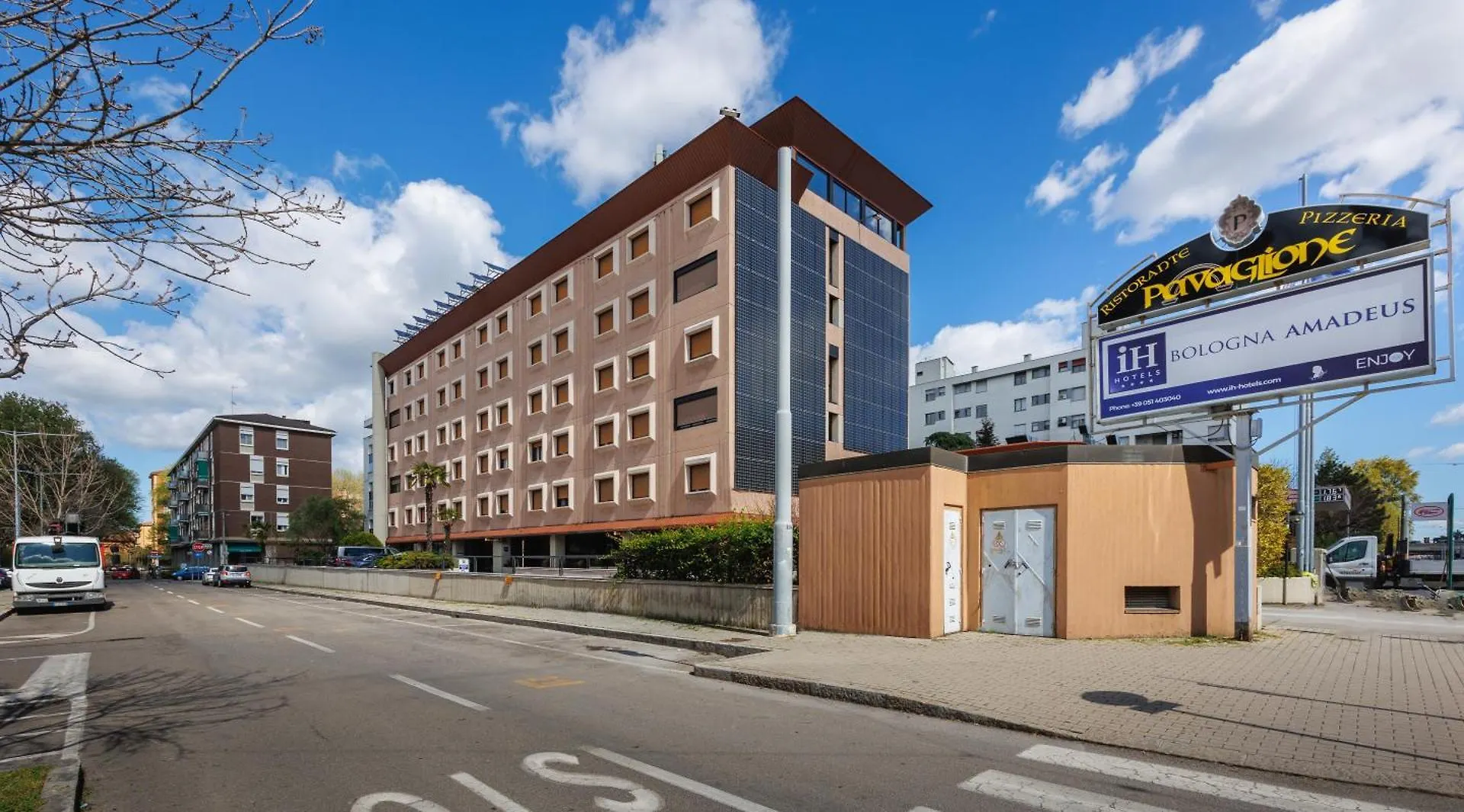 Jr Hotels Bologna Amadeus