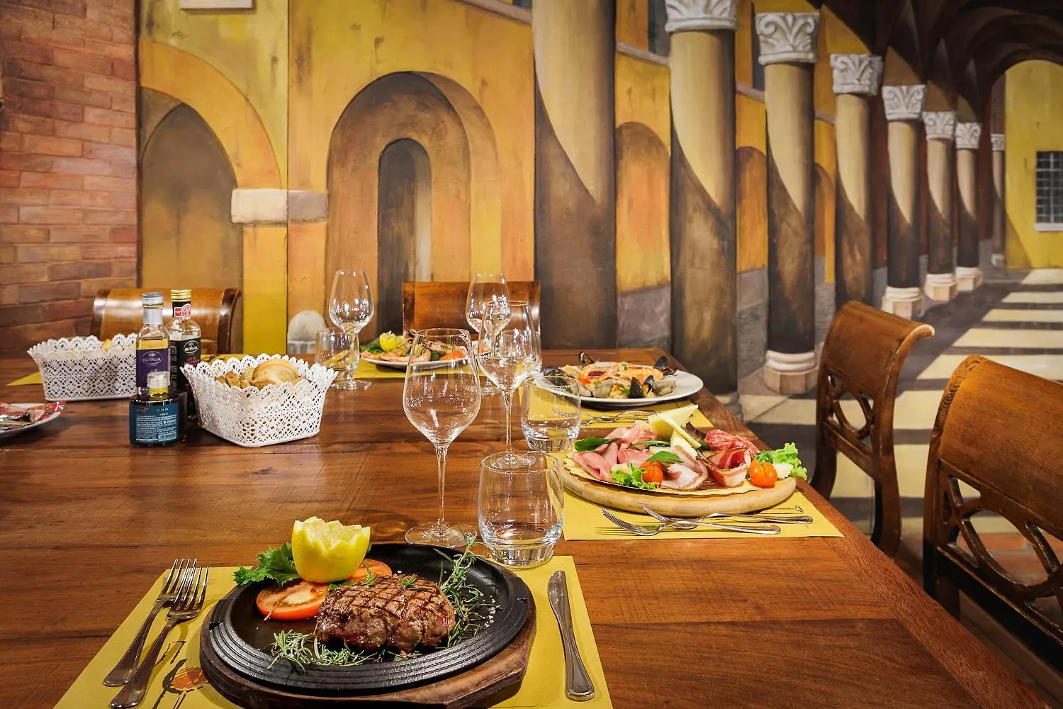 iH Hotels Bologna Amadeus