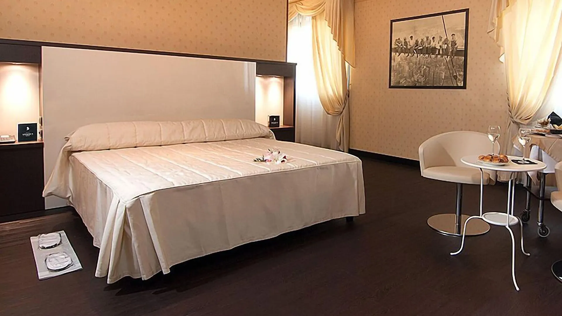 Jr Hotels Bologna Amadeus