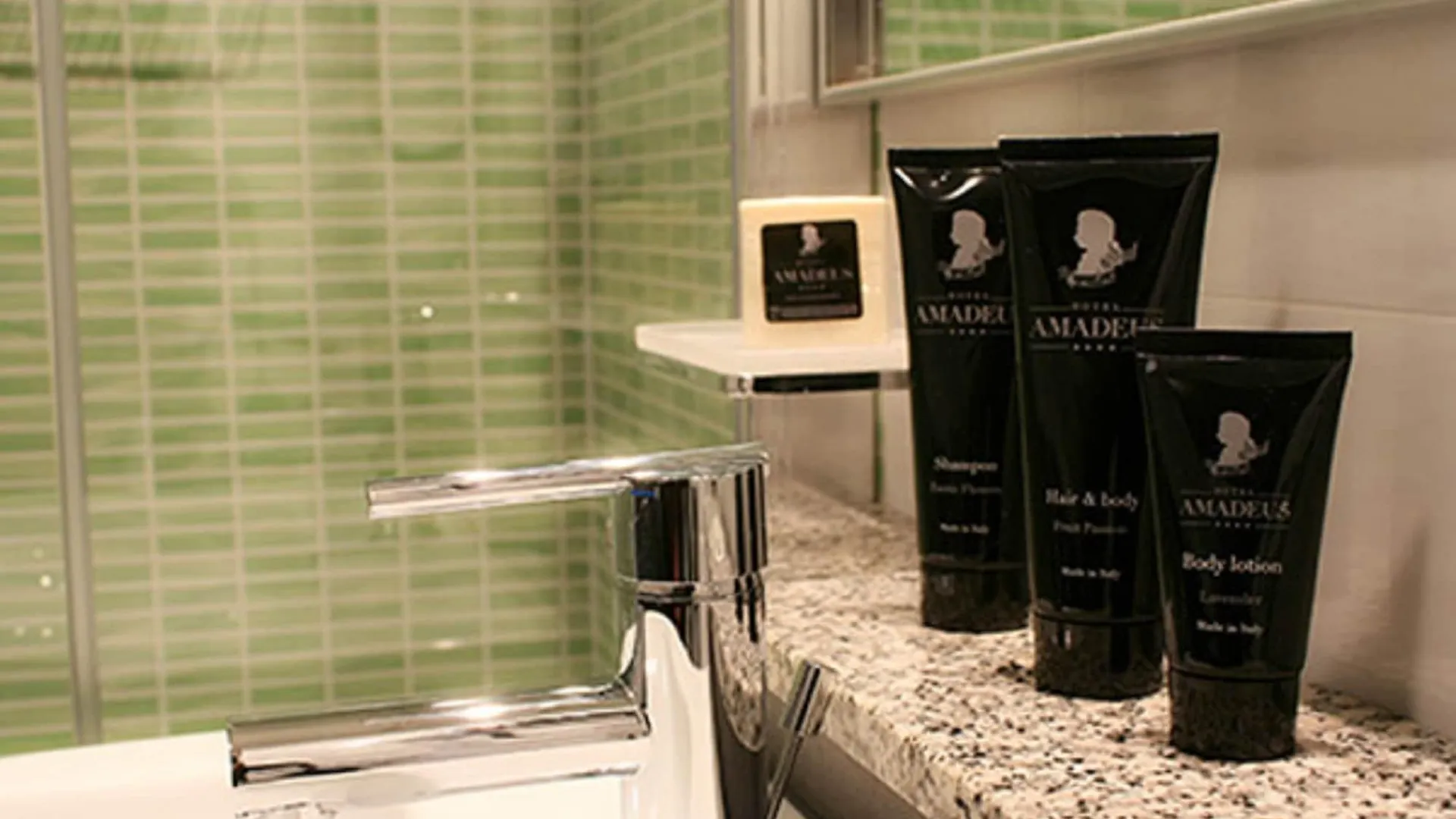 Jr Hotels Bologna Amadeus
