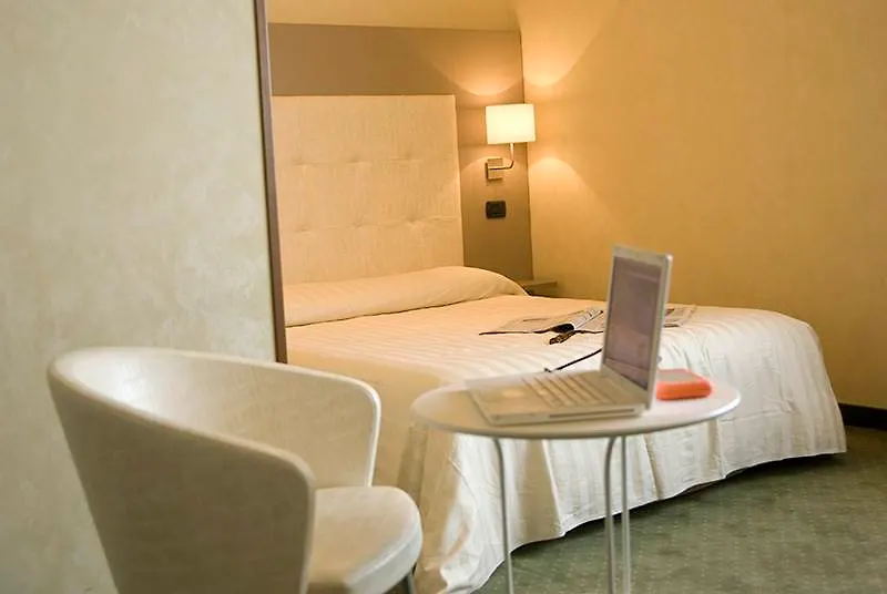 Jr Hotels Bologna Amadeus איטליה